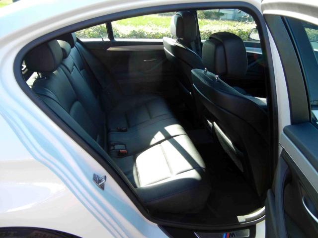 滋賀県中古車　BMW 5シリーズ 528i Mスポーツパッケージ