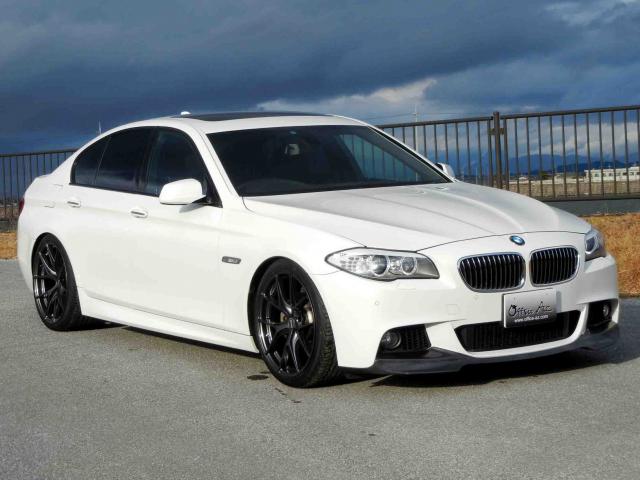 滋賀県中古車　BMW 5シリーズ 523i Mスポーツパッケージ