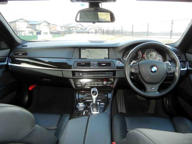 滋賀県中古車　BMW 5シリーズ 528i Mスポーツパッケージ