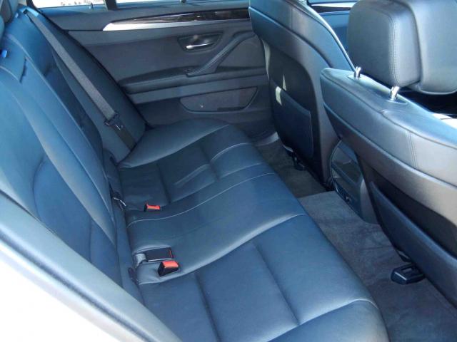 滋賀県中古車　BMW 5シリーズ　ツーリング 523i ハイラインパッケージ