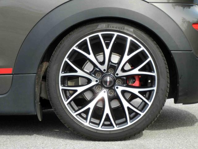 滋賀県中古車　BMW MINI ジョンクーパーワークス　ペースマン