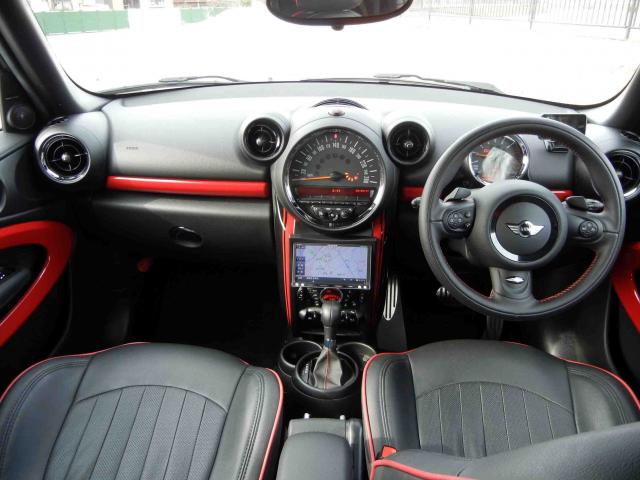 滋賀県中古車　BMW MINI ジョンクーパーワークス　ペースマン