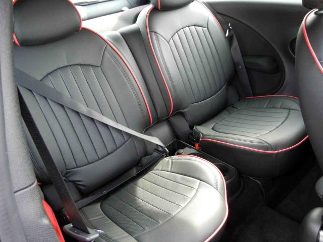 滋賀県中古車　BMW MINI ジョンクーパーワークス　ペースマン
