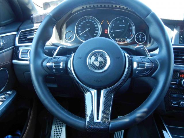 滋賀県中古車　BMW X4 M40i