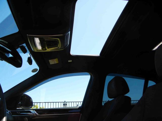 滋賀県中古車　BMW X4 M40i