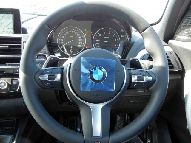 滋賀県中古車　BMW 1シリーズ M140i