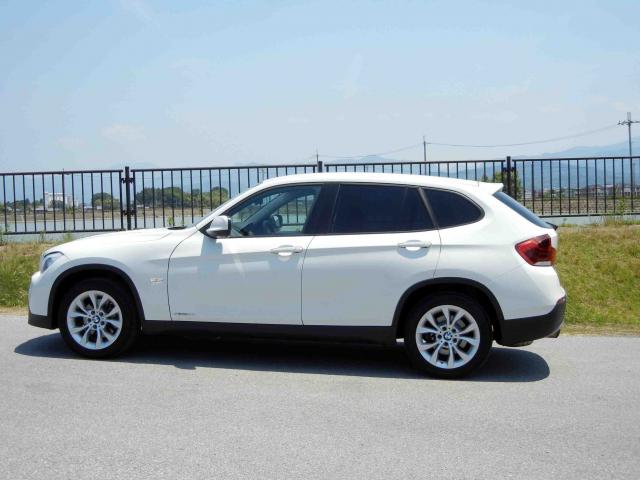 滋賀県中古車　BMW X1 xDrive20i