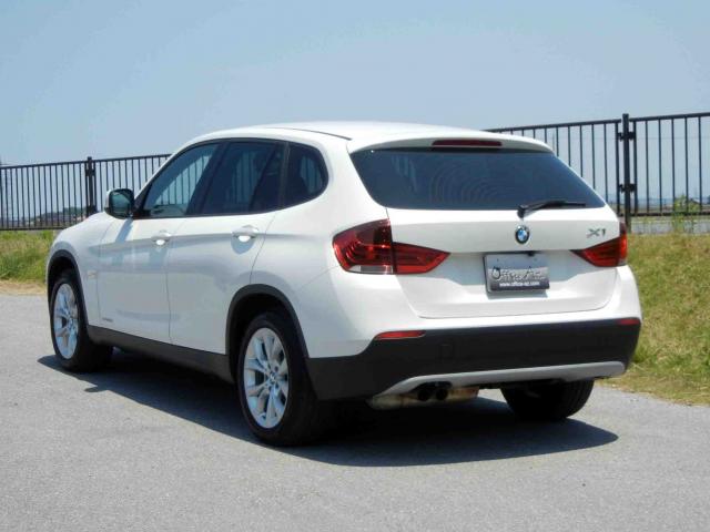 滋賀県中古車　BMW X1 xDrive20i