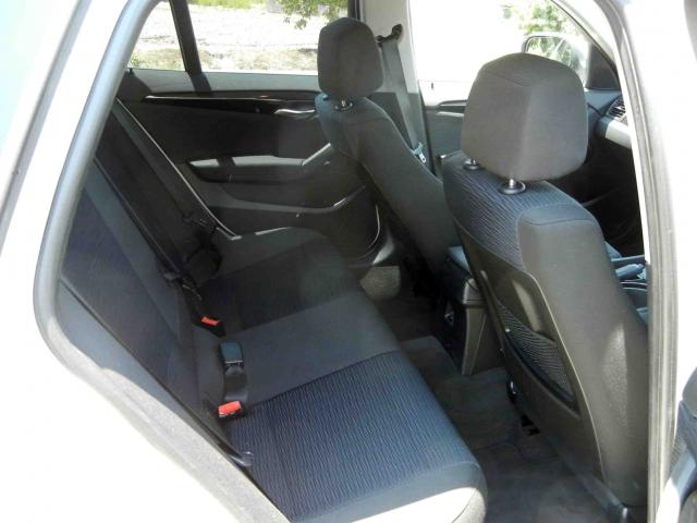 滋賀県中古車　BMW X1 xDrive20i