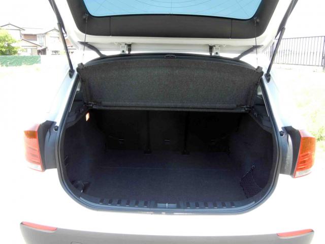 滋賀県中古車　BMW X1 xDrive20i