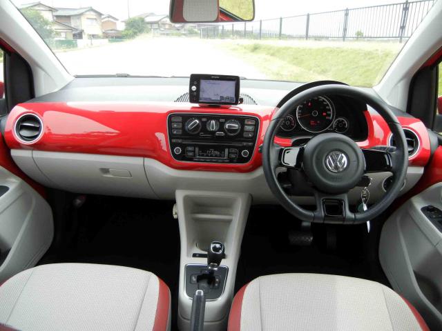 滋賀県中古車　フォルクスワーゲン アップ ハイアップ
