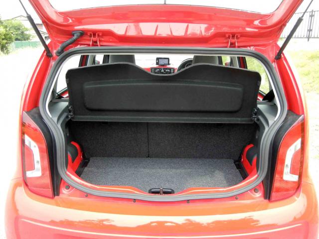 滋賀県中古車　フォルクスワーゲン アップ ハイアップ