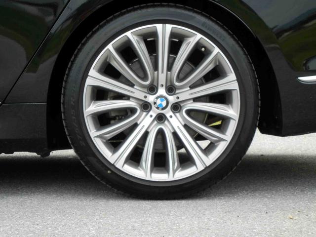 滋賀県中古車　BMW 7シリーズ 740Li プラスパッケージ