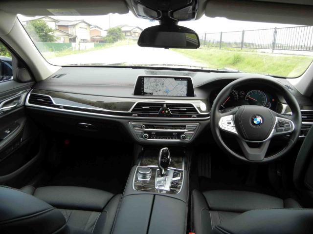 滋賀県中古車　BMW 7シリーズ 740Li プラスパッケージ