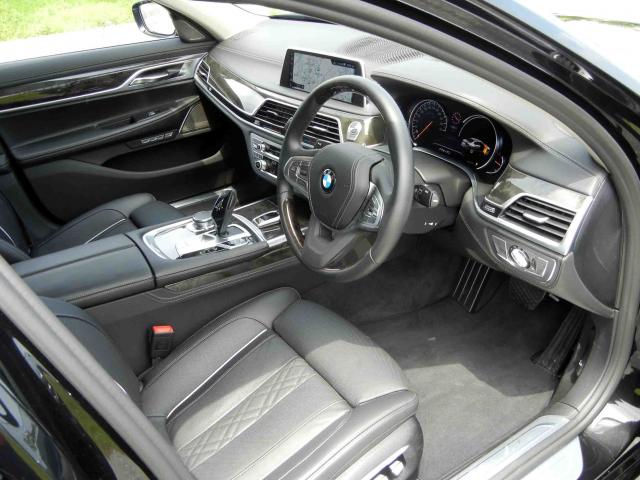 滋賀県中古車　BMW 7シリーズ 740Li プラスパッケージ