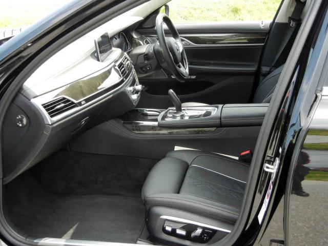 滋賀県中古車　BMW 7シリーズ 740Li プラスパッケージ