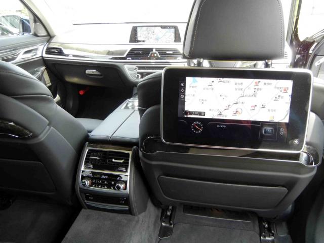 滋賀県中古車　BMW 7シリーズ 740Li プラスパッケージ