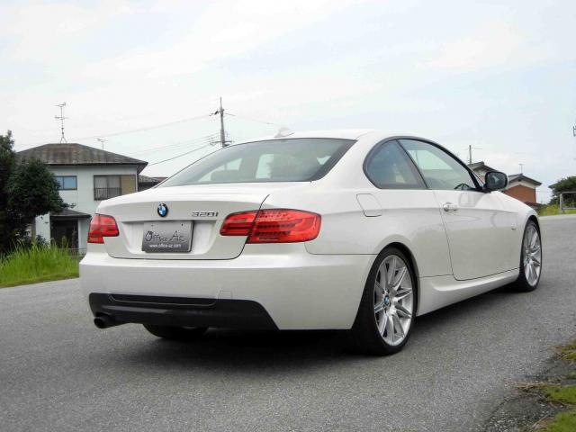 滋賀県中古車　BMW 3シリーズ　クーペ 320i Mスポーツパッケージ