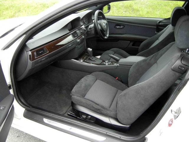 滋賀県中古車　BMW 3シリーズ　クーペ 320i Mスポーツパッケージ