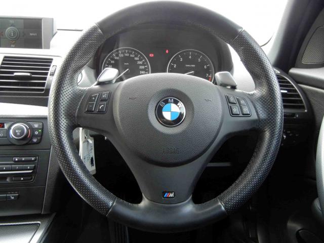 滋賀県中古車　BMW 1シリーズ 130i Mスポーツ