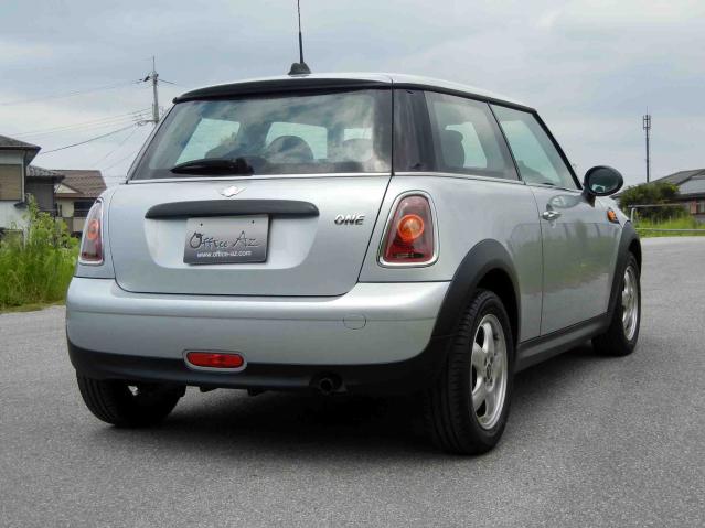 滋賀県中古車　BMW MINI ONE