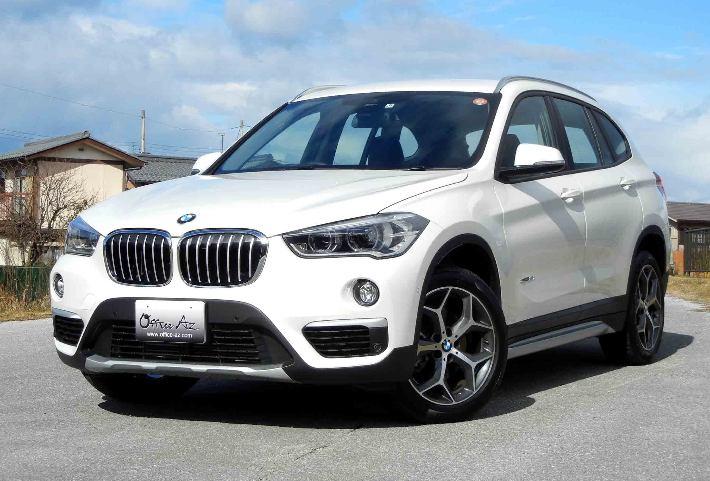 滋賀県中古車　BMW X1 sDrive18i