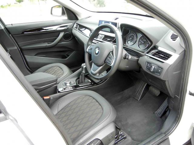 滋賀県中古車　BMW X1 sDrive18i