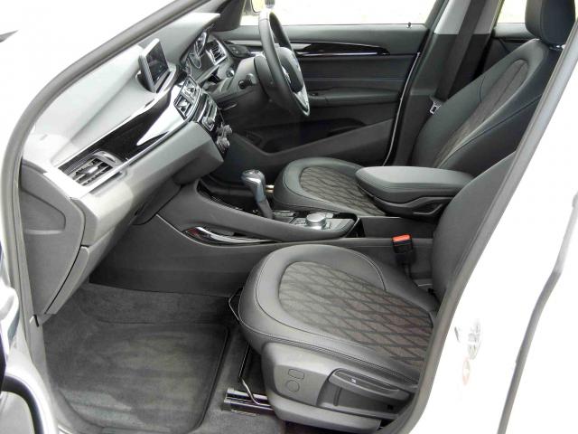 滋賀県中古車　BMW X1 sDrive18i