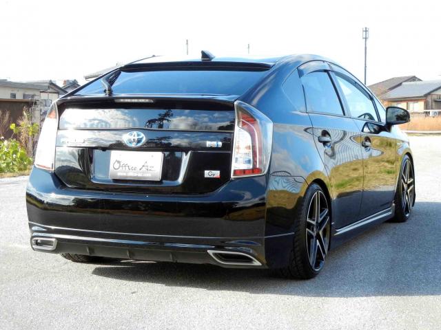 滋賀県中古車　トヨタ プリウス ＳツーリングセレクションＧ‘ｓ
