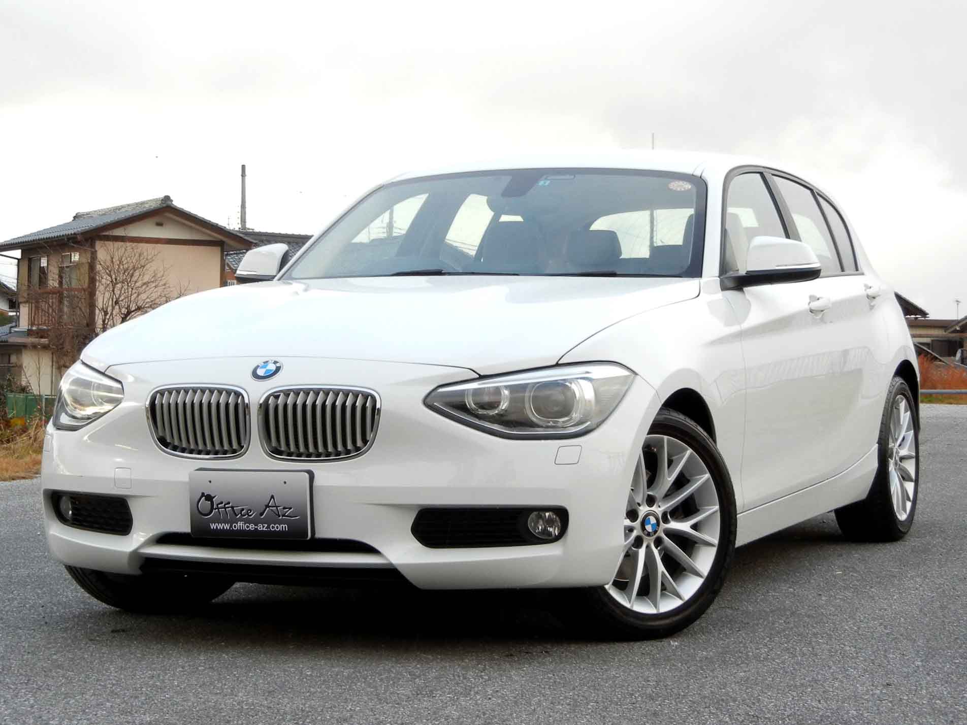 滋賀県中古車　BMW 1シリーズ 116i ファッショニスタ