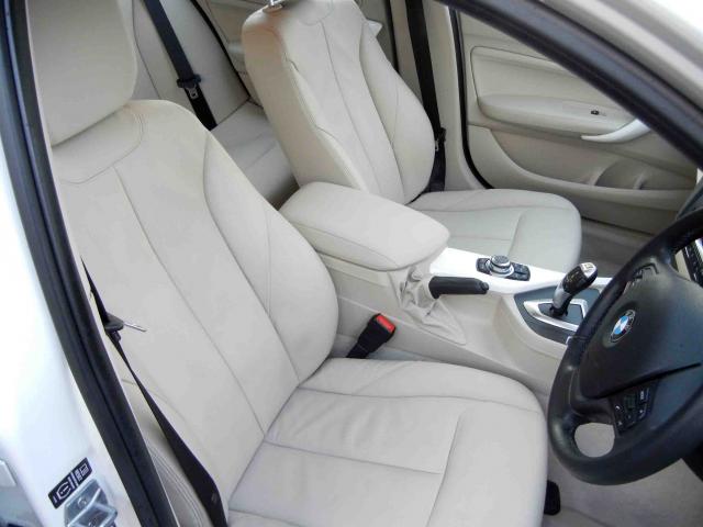 滋賀県中古車　BMW 1シリーズ 116i ファッショニスタ