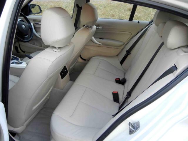 滋賀県中古車　BMW 1シリーズ 116i ファッショニスタ