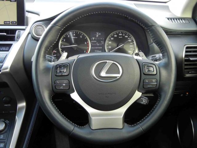 滋賀県中古車　レクサス NX NX200t Iパッケージ