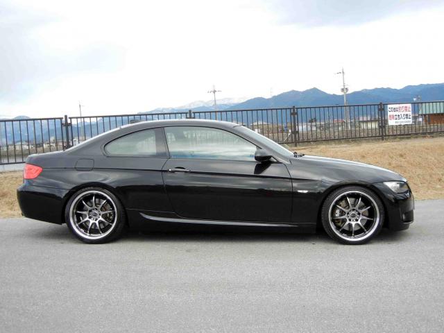 滋賀県中古車　BMW 3シリーズ　クーペ 335i Mスポーツパッケージ