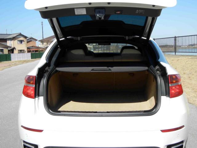 滋賀県中古車　BMW X6 xDrive50i コンフォートパッケージ