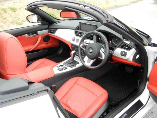 滋賀県中古車　BMW Z4 sDrive 23i ハイラインパッケージ