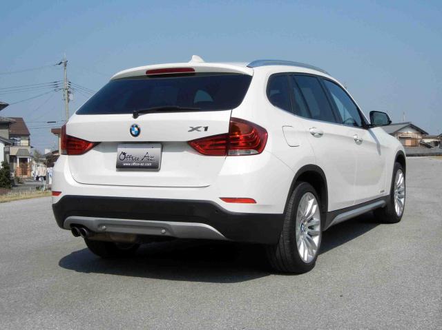 滋賀県中古車　BMW X1 sDrive 20i ファッショニスタ