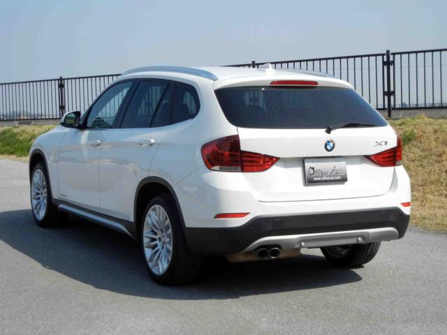 滋賀県中古車　BMW X1 sDrive 20i ファッショニスタ