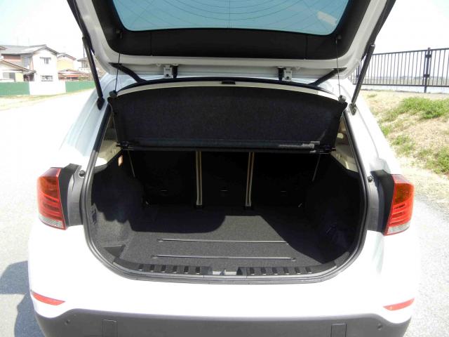 滋賀県中古車　BMW X1 sDrive 20i ファッショニスタ