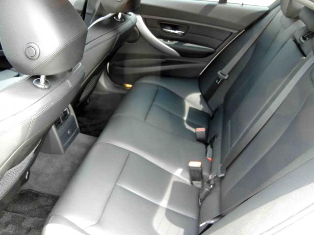 滋賀県中古車　BMW 3シリーズ アクティブハイブリッド３