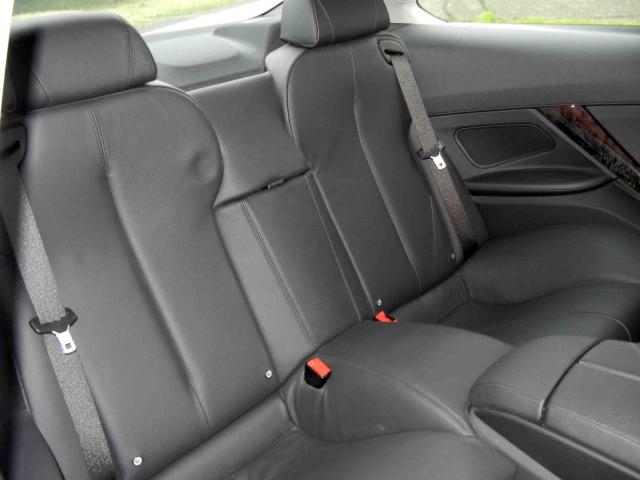 滋賀県中古車　BMW 6シリーズ クーペ 640i クーペ