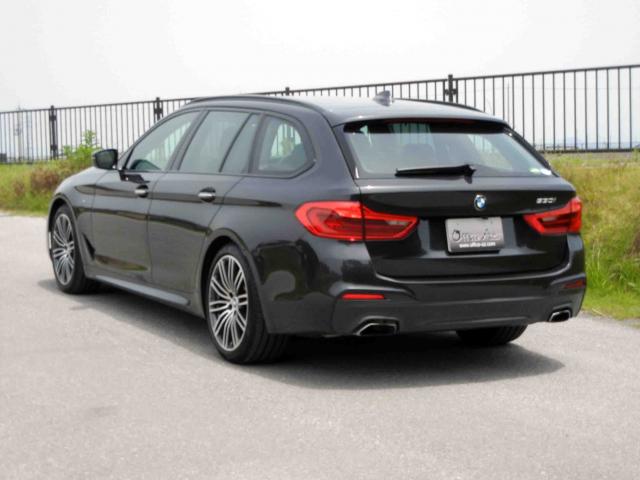 滋賀県中古車　BMW 5シリーズ　ツーリング 530i ツーリングMスポーツ