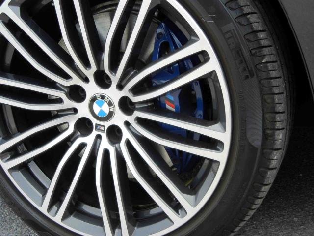 滋賀県中古車　BMW 5シリーズ　ツーリング 530i ツーリングMスポーツ