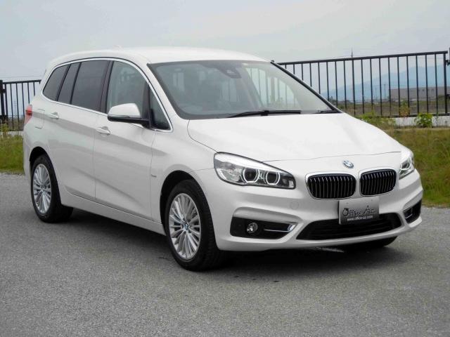 滋賀県中古車　BMW 2シリーズ 218d グランツアラー　ラグジュアリー コンフォートパッケージ