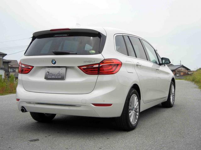 滋賀県中古車　BMW 2シリーズ 218d グランツアラー　ラグジュアリー コンフォートパッケージ