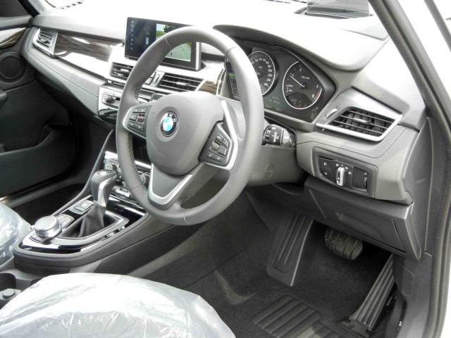 滋賀県中古車　BMW 2シリーズ 218d グランツアラー　ラグジュアリー コンフォートパッケージ