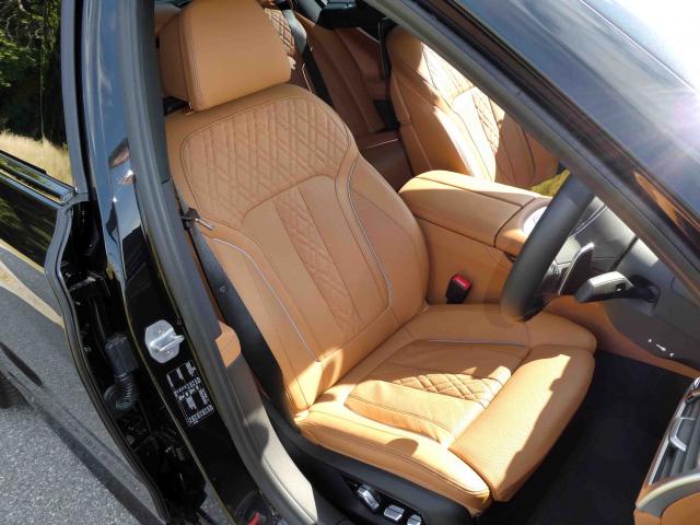 滋賀県中古車　BMW 7シリーズ 740i Mスポーツ