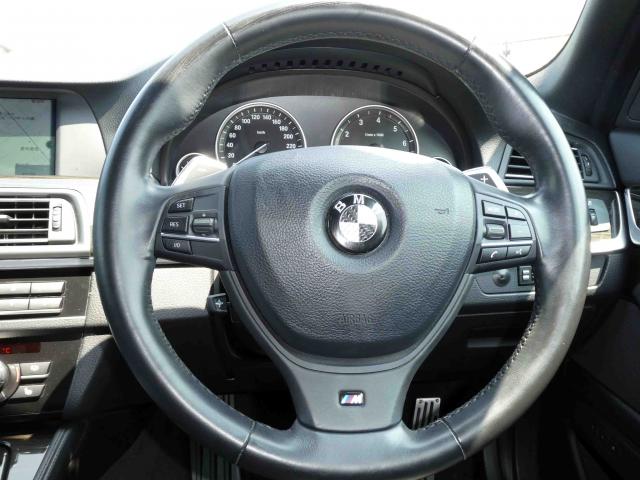 滋賀県中古車　BMW 5シリーズ 528i Mスポーツパッケージ