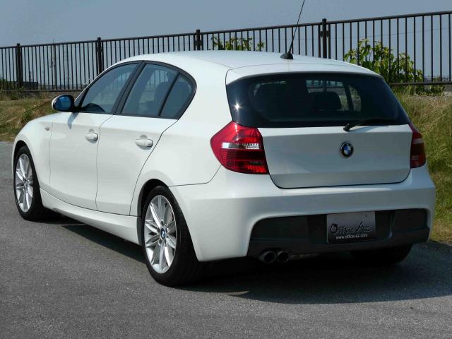 滋賀県中古車　BMW 1シリーズ 130i Mスポーツ 6MT