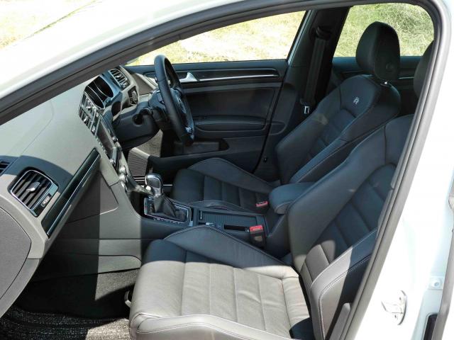 滋賀県中古車　フォルクスワーゲン ゴルフR R DSG